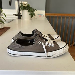 Converse- Women’s 11/Men’s 9